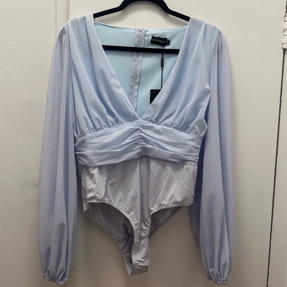 NWT PrettyLittleThing Light Blue Mesh Ruched Waistband Bodysuit in Medium - Picture 2 of 4